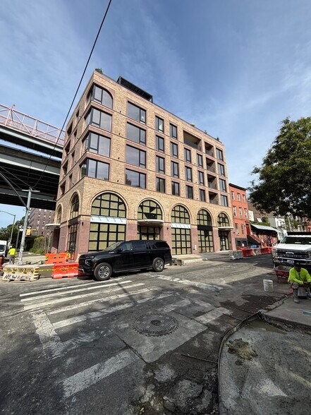 More Photos Of 57 S 6th St, Brooklyn Apartments For Lease