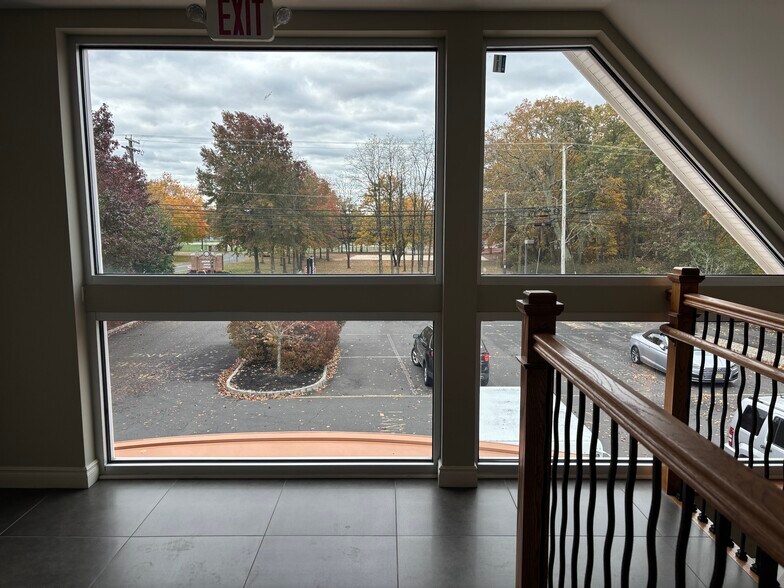 More Photos Of 186 W Veterans Hwy, Jackson Office For Sale