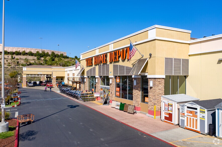 More Photos Of 2200-2370 S Azusa Ave, West Covina Unknown For Lease