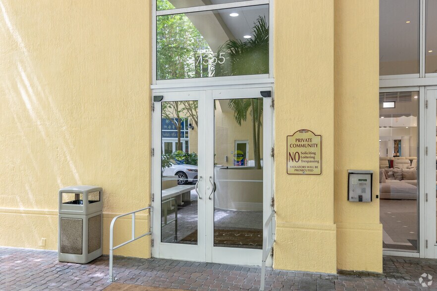 More Photos Of 7350 SW 89th St, Miami Apartments For Lease