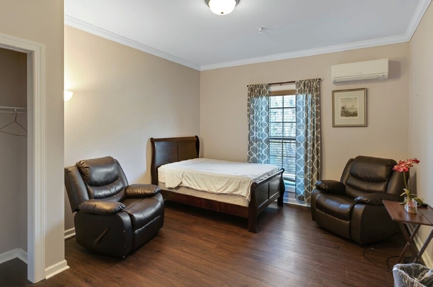 More Photos Of 1073 S Enota Dr NE, Gainesville Assisted Living For Sale