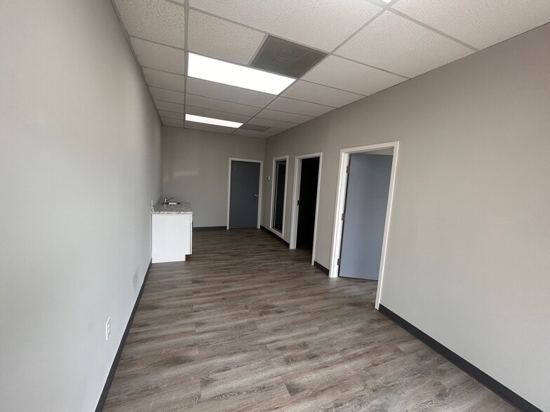 More Photos Of 1785 E Park Place Blvd, Stone Mountain Unknown For Lease