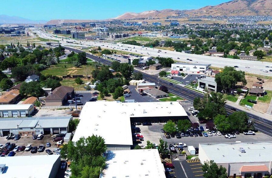 More Photos Of 1657 N State St, Lehi Manufacturing For Lease