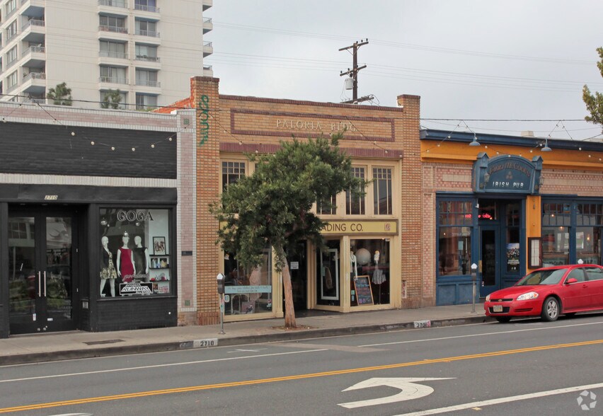 More Photos Of 2708 Main St, Santa Monica Storefront For Lease