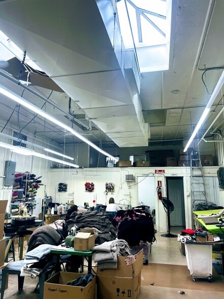 More Photos Of 683 Woodward Ave, Ridgewood Apartments For Sale