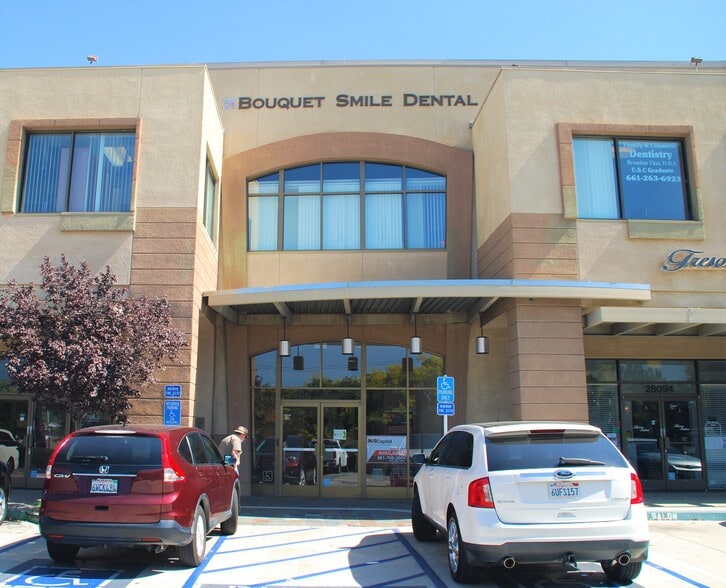 More Photos Of 28070-28124 Bouquet Canyon Rd, Santa Clarita Unknown For Lease