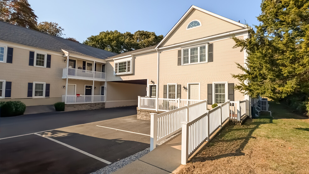 Primary Photo Of 123 Elm St, Old Saybrook Medical For Sale