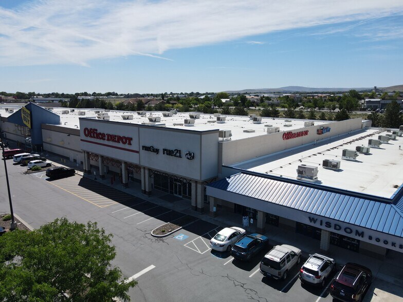 More Photos Of 6501 W Grandridge Blvd, Kennewick Unknown For Lease