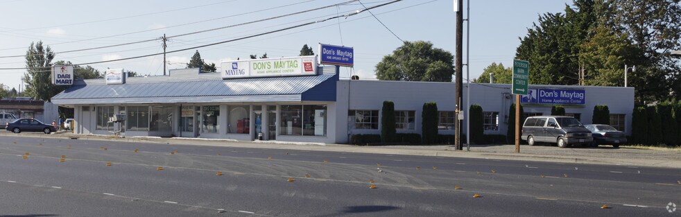 More Photos Of 800-818 Or-99 Hwy, Eugene General Retail For Sale