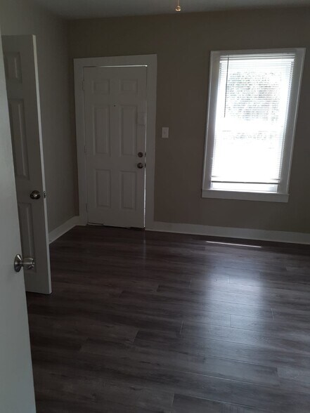 More Photos Of 3205 Illinois St, Baytown Apartments For Sale