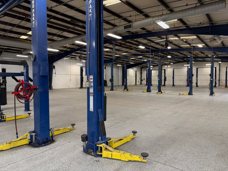More Photos Of 4847 Stratos Way, Modesto Warehouse For Lease