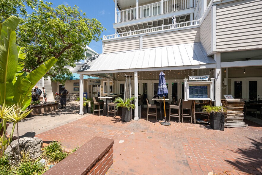 Primary Photo Of 1075 Duval St, Key West Apartments For Sale