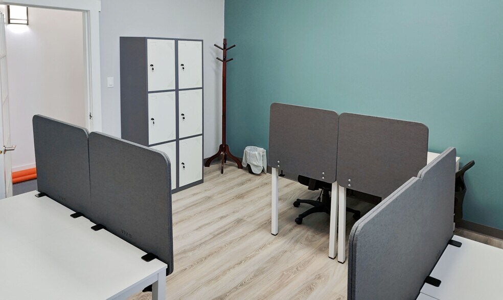 More Photos Of 640 3 St SE, Medicine Hat Coworking Space