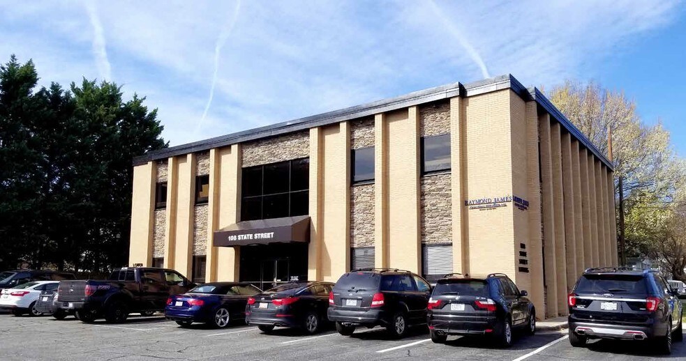 Primary Photo Of 108 State St, Greensboro Office For Lease