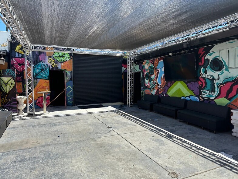 More Photos Of 4352-4360 N Sierra Way, San Bernardino Bar For Sale