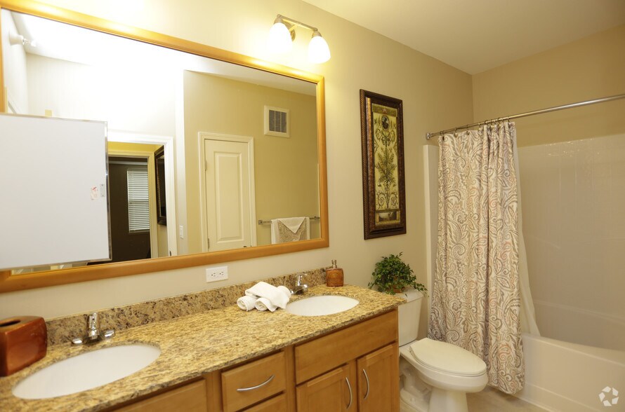 More Photos Of 10225 City Walk Dr, Woodbury Apartments For Sale