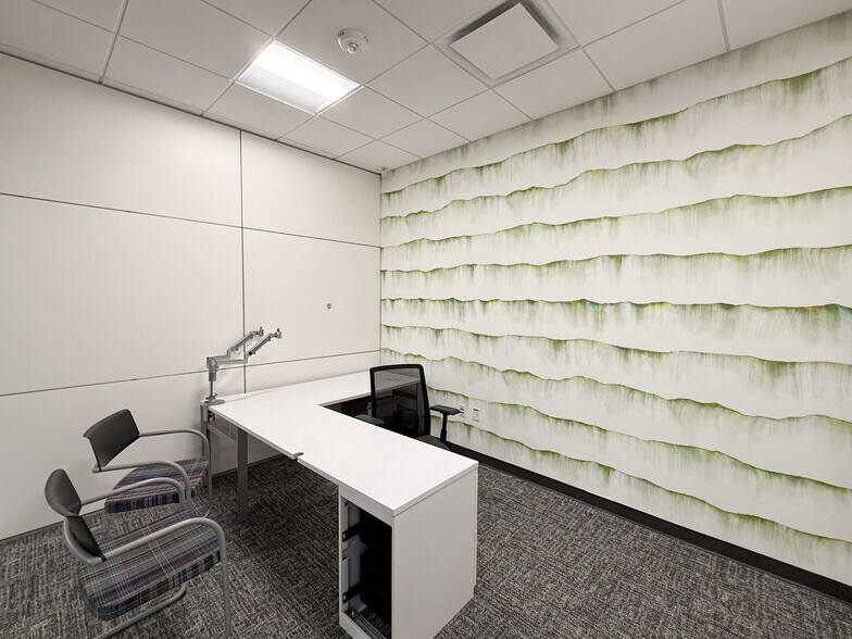 More Photos Of 109 Kenworthy Ave, Lowell Office For Lease