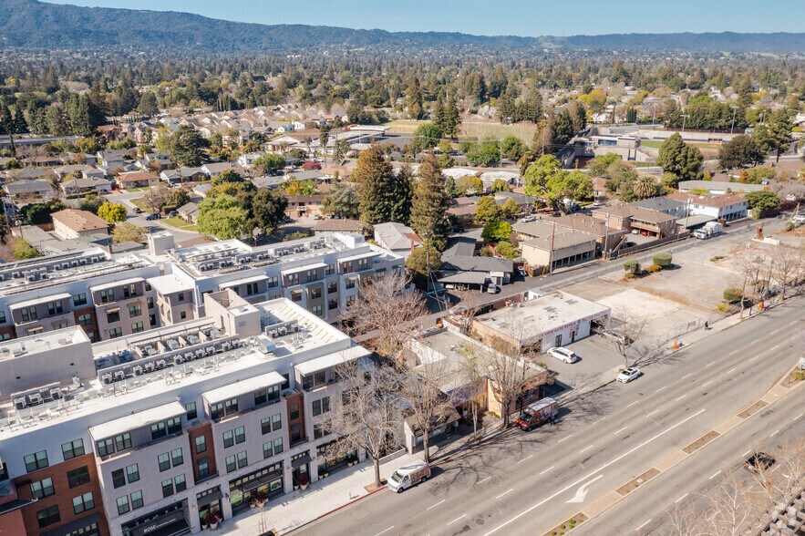More Photos Of 821 W El Camino Real, Mountain View Flex For Lease