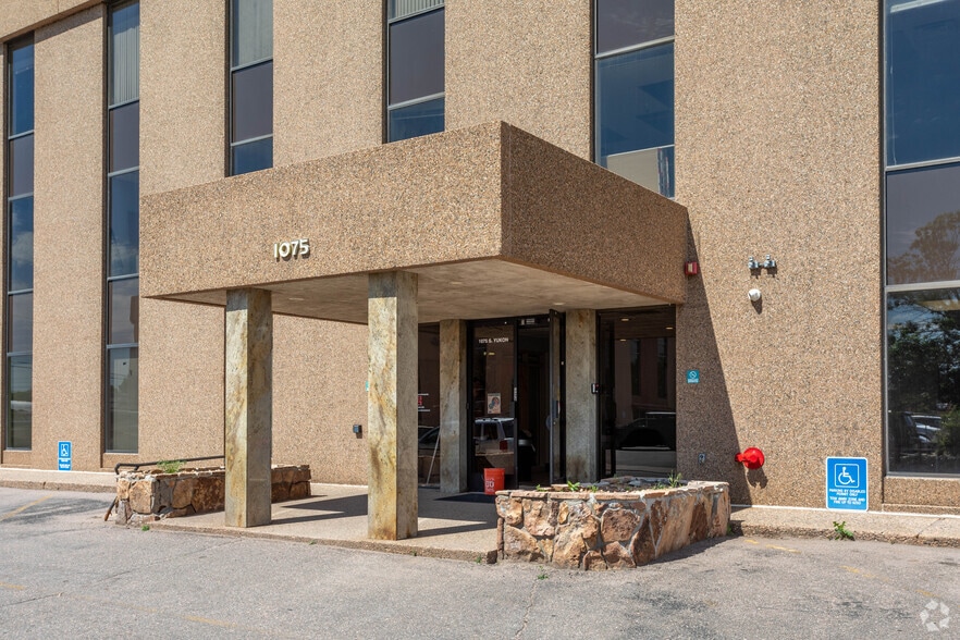 More Photos Of 1075 S Yukon St, Denver Office For Lease