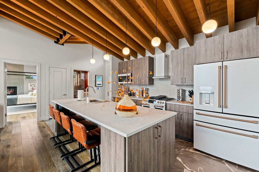 More Photos Of 893 Dick Mountain Drive, Bailey Specialty For Sale