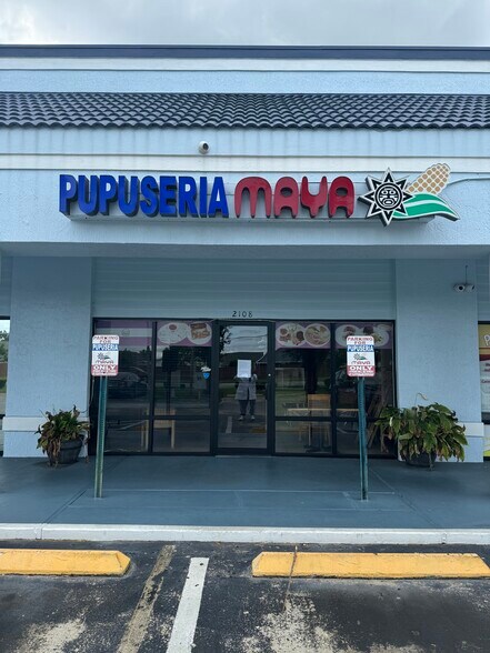 More Photos Of 2100-2140 Michigan Ave, Kissimmee Storefront Retail Office For Lease