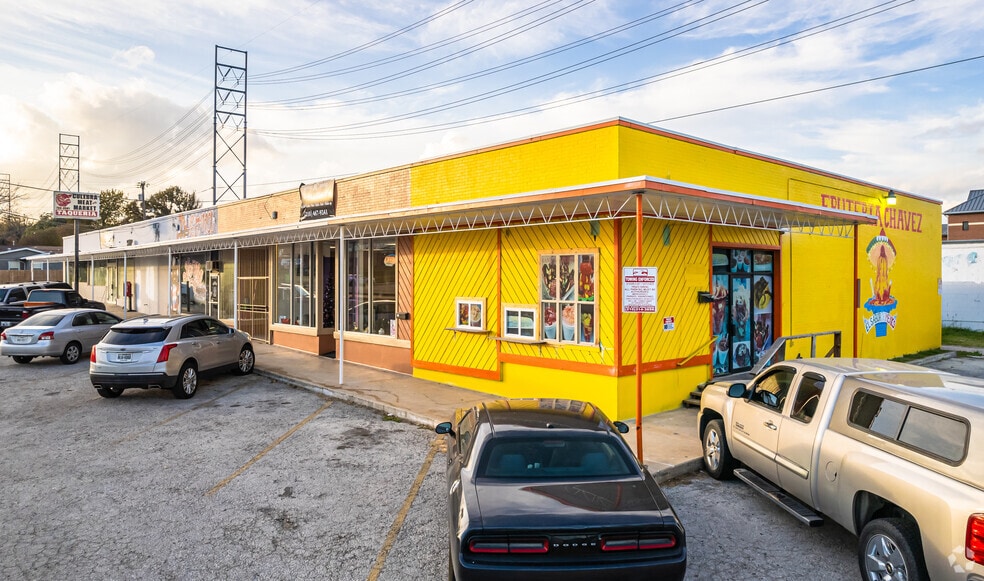More Photos Of 107-109 Latch Dr, San Antonio Storefront Retail Office For Lease