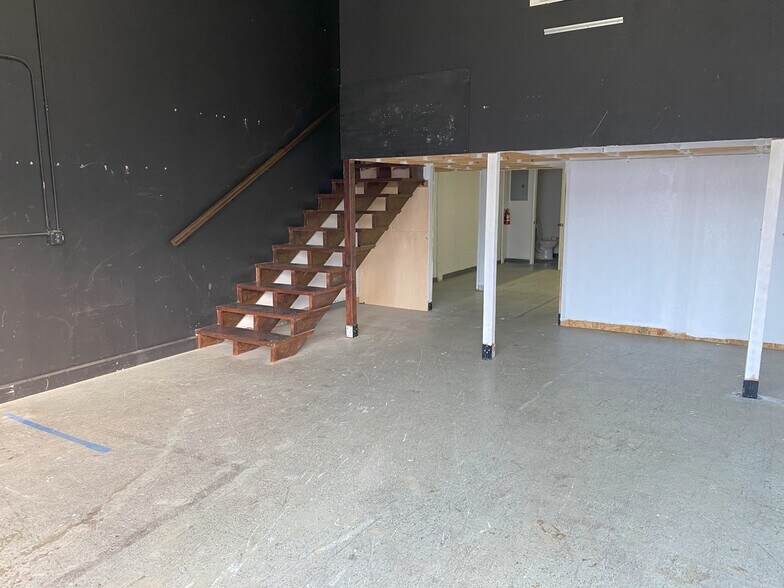 More Photos Of 4004 30th, Hollywood Flex For Lease