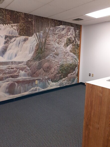 More Photos Of 505 NYS RTE 208, Monroe Office For Sale