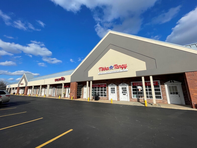 Primary Photo Of 13411-13485 Olive Blvd, Chesterfield Unknown For Lease