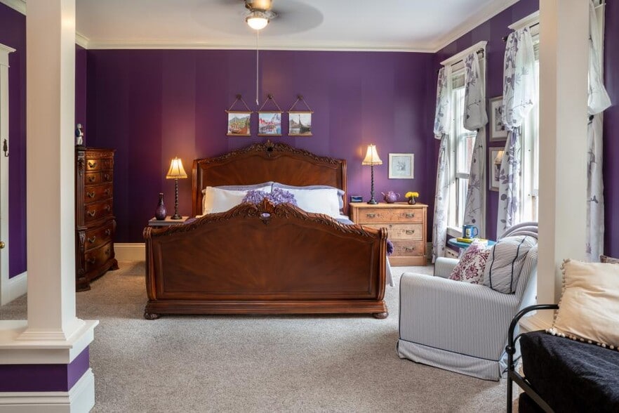 More Photos Of 506 S Oakland St, Saint Johns Hospitality For Sale
