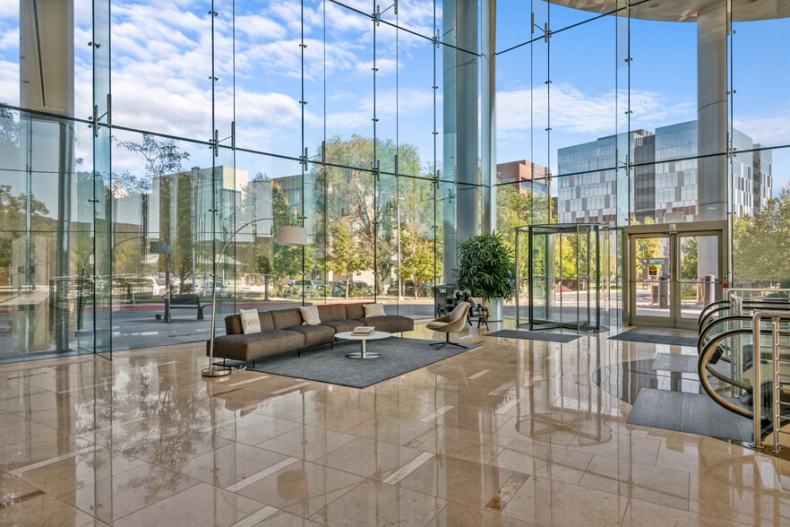 More Photos Of 5075 S Syracuse St, Denver Office For Lease