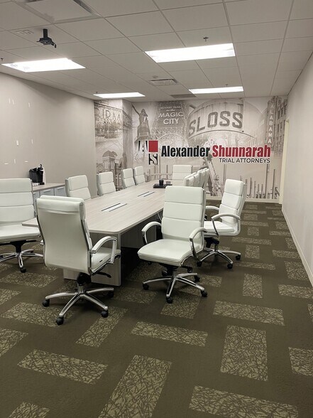 More Photos Of 950 22nd St N, Birmingham Office For Sale