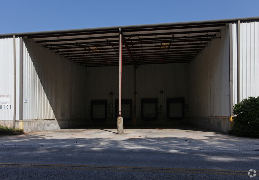 More Photos Of 10101 Hazelbrand Rd, Covington Warehouse For Sale