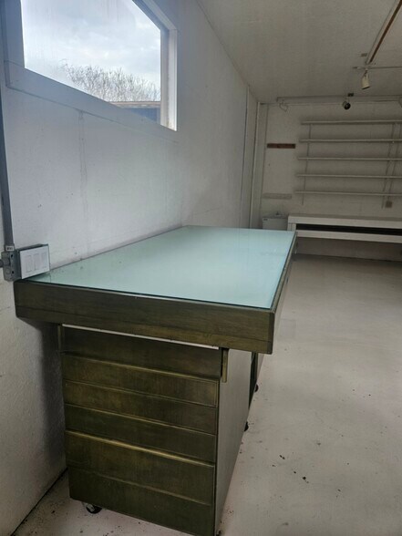 More Photos Of 201 Meadowlark Ln, Sonoma Industrial For Lease