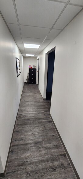 More Photos Of 868 Church St, Bohemia Office For Lease