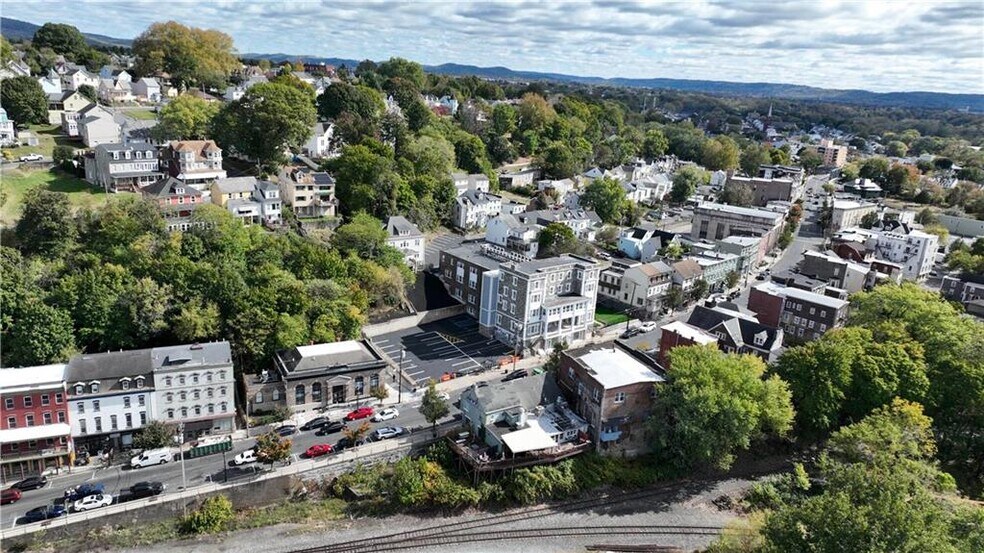 More Photos Of 75 S Main St, Phillipsburg Office For Lease