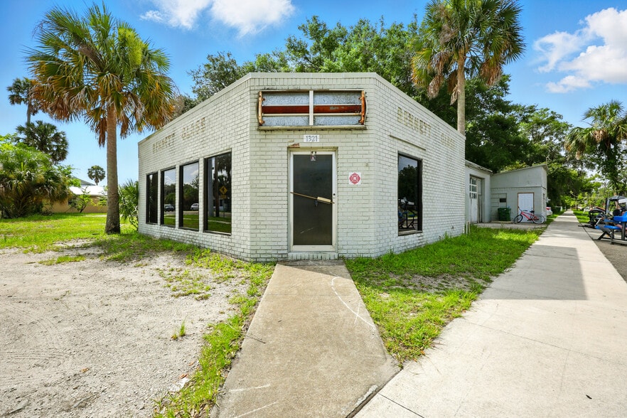 More Photos Of 1321 St Johns Ave, Palatka Service For Sale