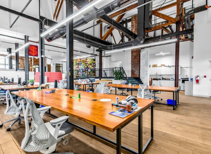 More Photos Of 761 Queen St W, Toronto General Retail For Sale