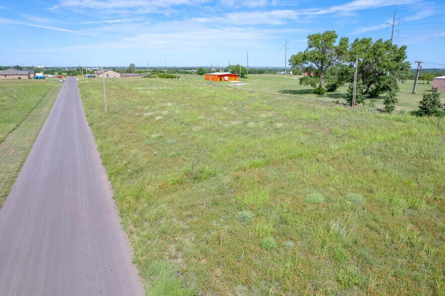 More Photos Of Jackson Ave and 22nd St, Woodward Land For Sale