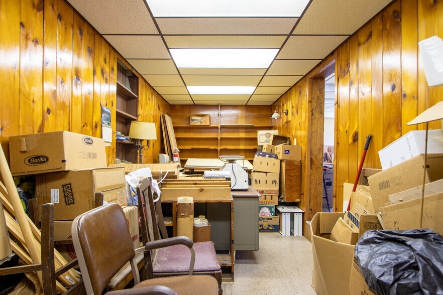 More Photos Of 263 Como Rd, Lake Como Specialty For Sale