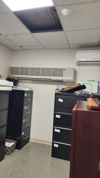 More Photos Of 18 N Village Ave, Exton Office For Sale