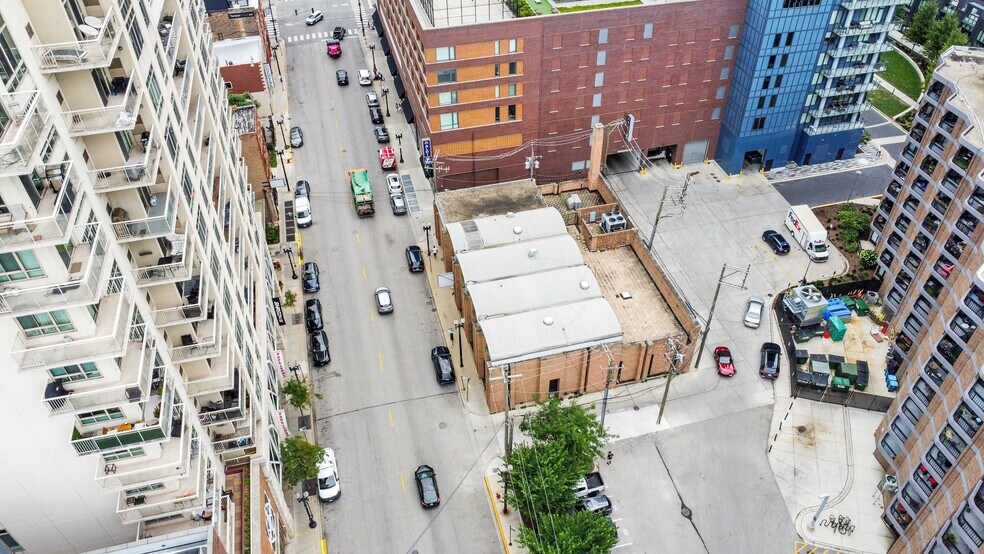 More Photos Of 225 W Division St, Chicago Land For Sale
