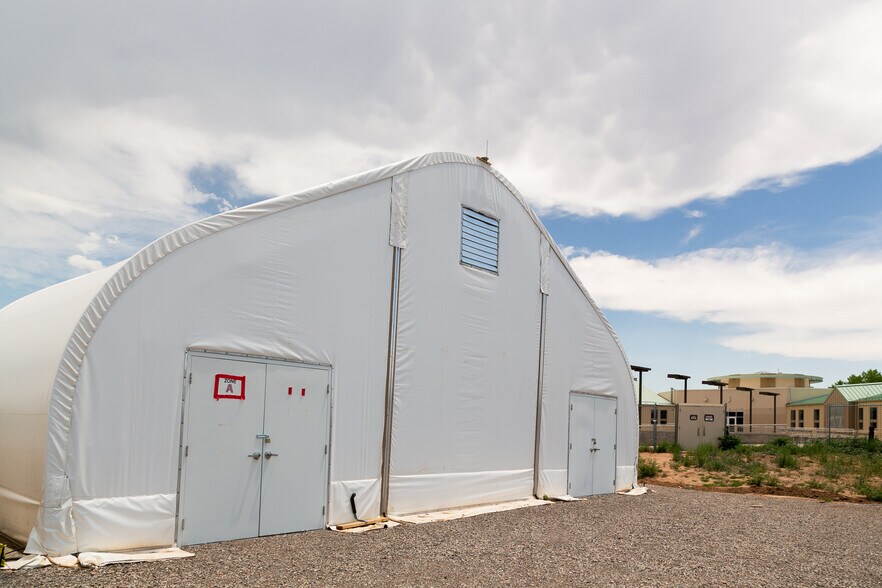 More Photos Of 1600 Saint Michaels Dr, Santa Fe Unknown For Lease