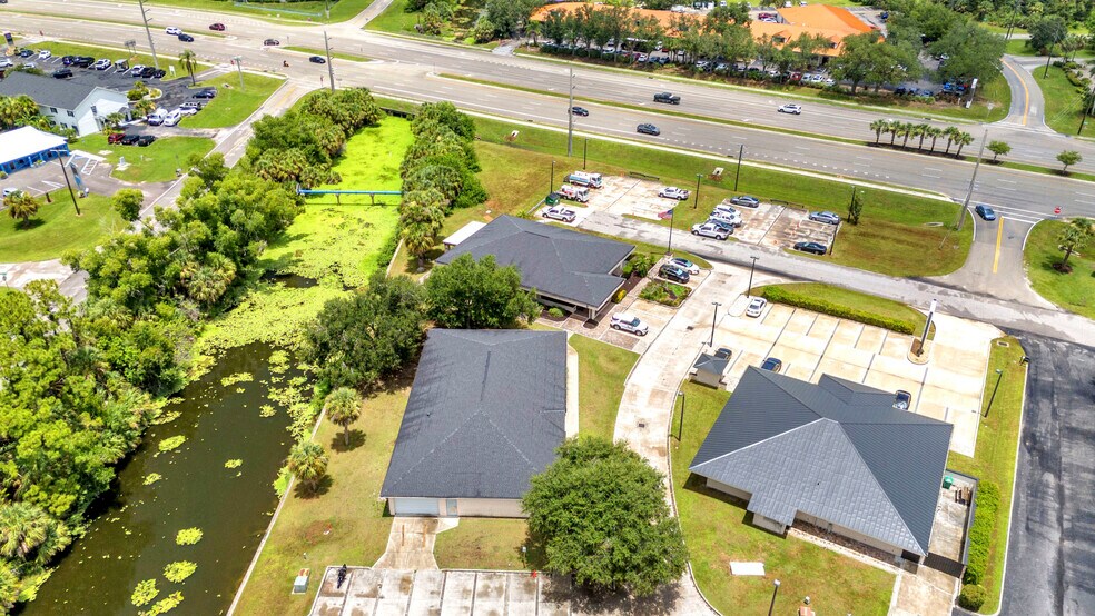 More Photos Of 983 Tamiami Trl, Port Charlotte Office For Lease