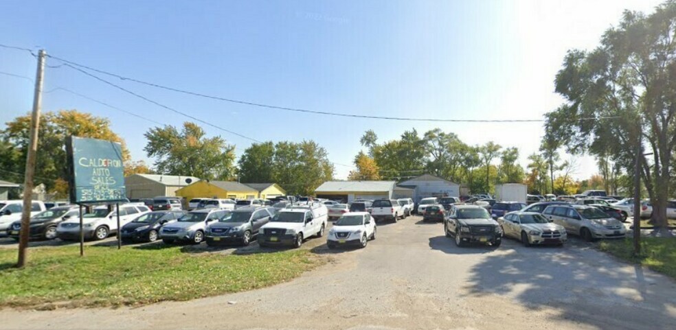 More Photos Of 325-355 NE Broadway Avenue, Des Moines Auto Dealership For Sale