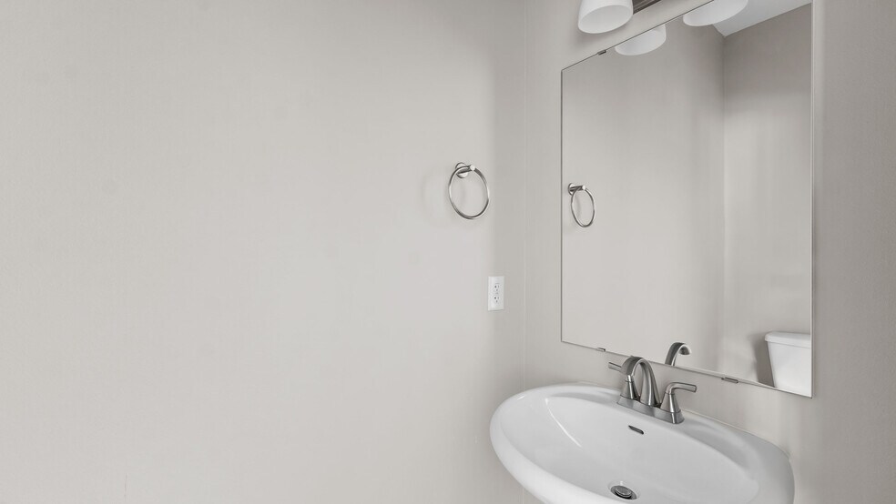 More Photos Of 6702 University Ave, Texarkana Apartments For Sale