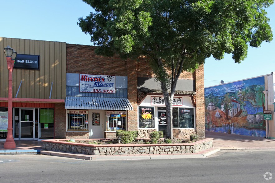 More Photos Of 125-133 W Tulare St, Dinuba Storefront For Lease