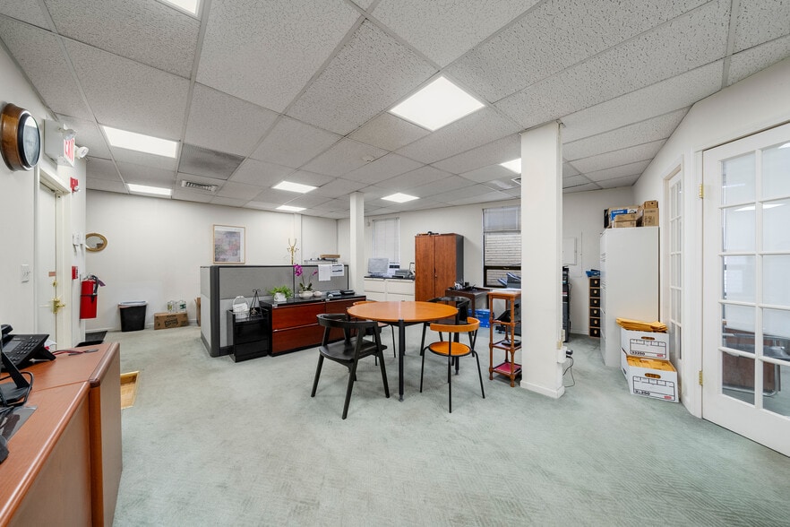 More Photos Of 215 Main St, Fort Lee Office For Sale