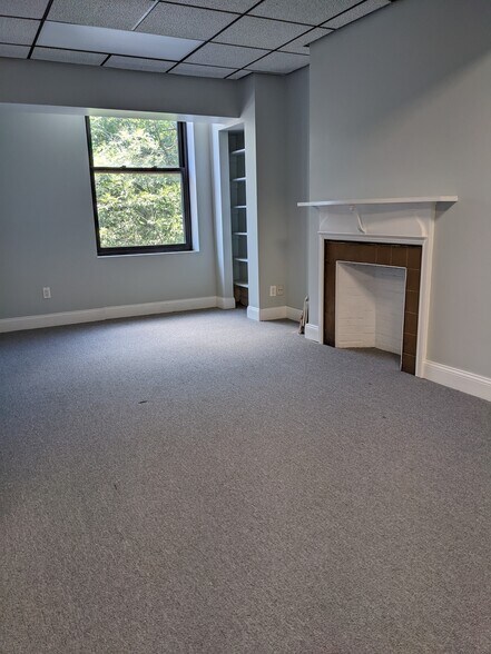 More Photos Of 2125-2129 Maryland Ave, Baltimore Office For Lease