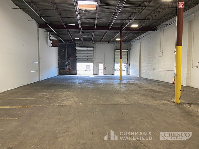 More Photos Of 4800 Van Epps Rd, Brooklyn Heights Warehouse For Lease